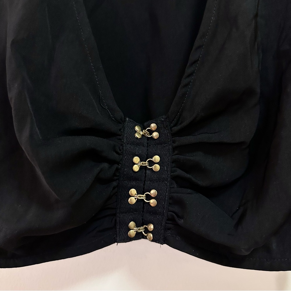 superdown Charlie Crop Top - Picture 2 of 8